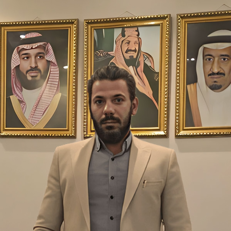 مصطفي راشد